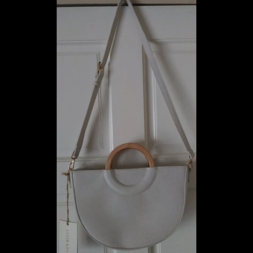 Bags - Picture 5 of 5